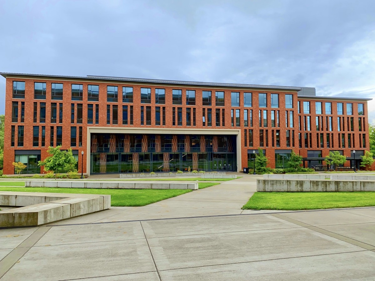 Representative school imagery for Independence School District
